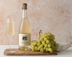 DrinkSparkling-Non-Alcoholic-Moscato-750ml-Maggie-Beer-(724494)