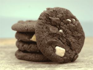 BiscuitsTriple-Choc-Chunky-Cookie-12.5Kg-Bakels-(298980)